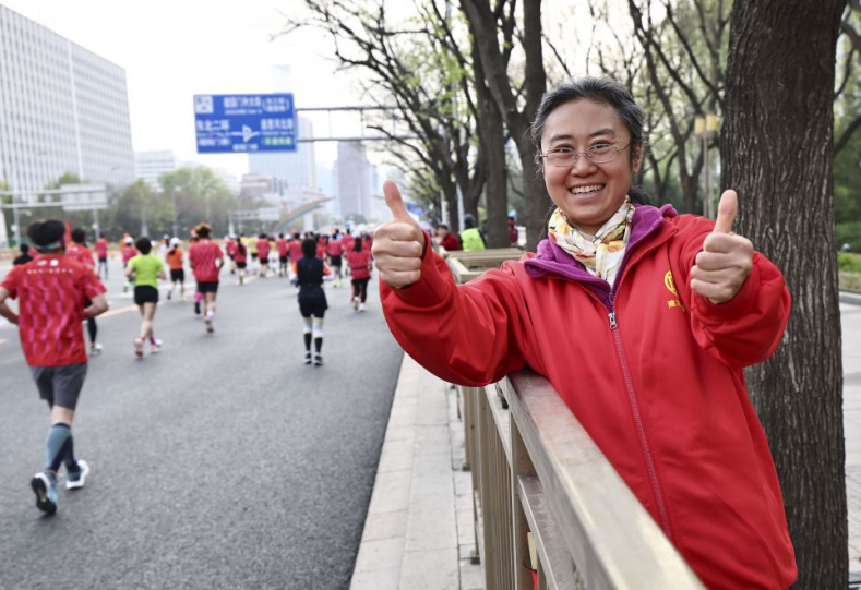 九游娱乐游戏与朋友共度欢乐